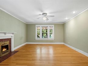 1208  Elizabeth Boulevard , Fort Worth Texas 76110