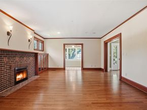 1208  Elizabeth Boulevard , Fort Worth Texas 76110