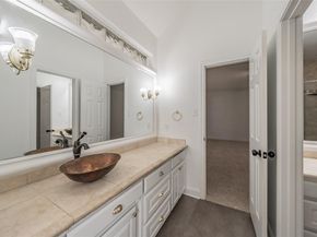 816 S Havenwood Lane , Fort Worth Texas 76112