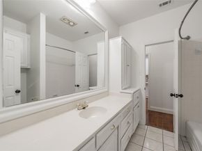 816 S Havenwood Lane , Fort Worth Texas 76112