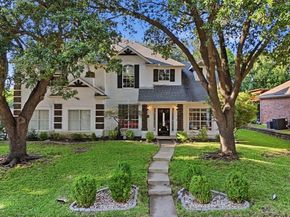 1905  Lakeway Drive , Rowlett Texas 75088