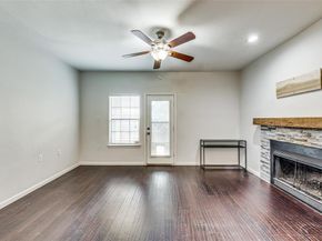 3635  Garden Brook Drive  17100, Farmers Branch Texas 75234