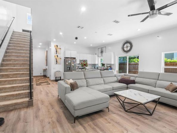 3904  Atlanta Street , Dallas Texas 75215
