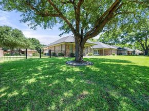 1208  Fairfax Drive , Mansfield Texas 76063