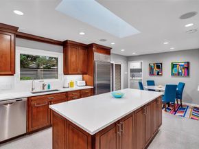 6943  Prestonshire Lane , Dallas Texas 75225