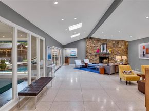 6943  Prestonshire Lane , Dallas Texas 75225