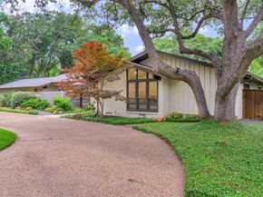 6943  Prestonshire Lane , Dallas Texas 75225