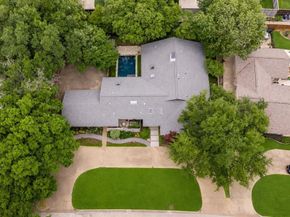6943  Prestonshire Lane , Dallas Texas 75225