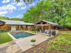 6943  Prestonshire Lane , Dallas Texas 75225
