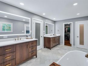 6943  Prestonshire Lane , Dallas Texas 75225