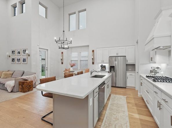 618  Race Drive , Heath Texas 75126