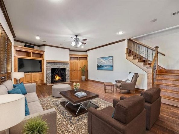 1924  Kings Pass , Heath Texas 75032