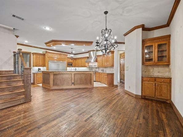 1924  Kings Pass , Heath Texas 75032