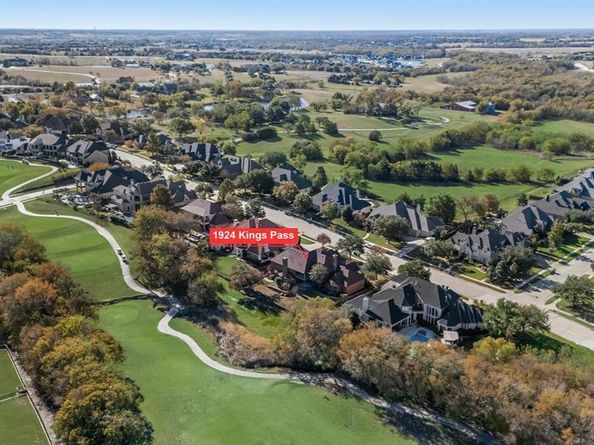 1924  Kings Pass , Heath Texas 75032