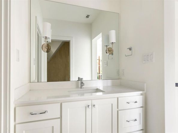 8926  San Benito Way , Dallas Texas 75218