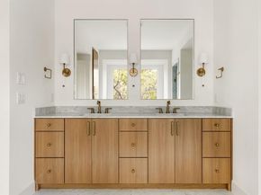 8926  San Benito Way , Dallas Texas 75218