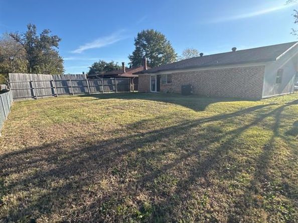 1901  Whitney Drive , Garland Texas 75040