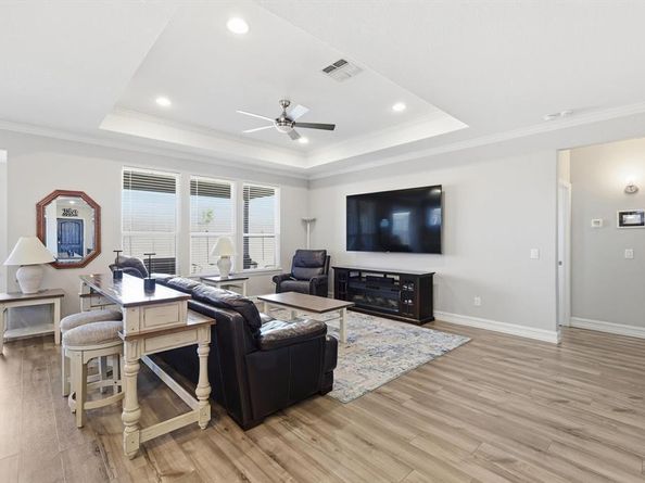 1678  Bentwater Lane , Frisco Texas 75036