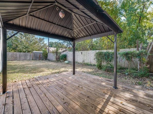 1304  Trammell Drive , Benbrook Texas 76126