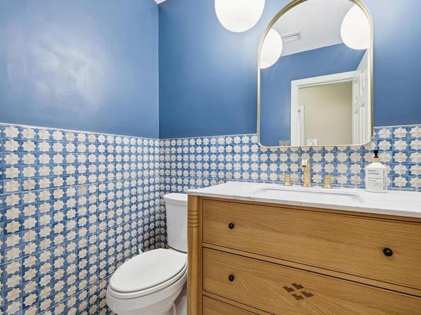 2272  Hollyhill Lane , Denton Texas 76205