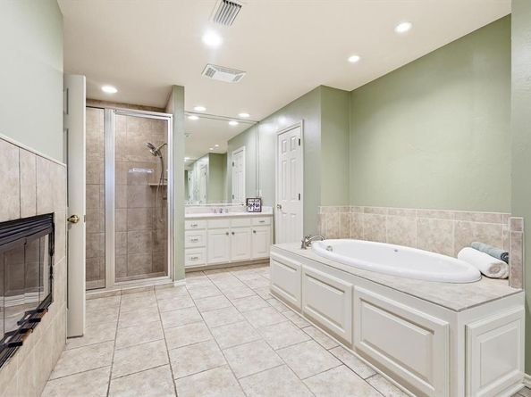 2272  Hollyhill Lane , Denton Texas 76205