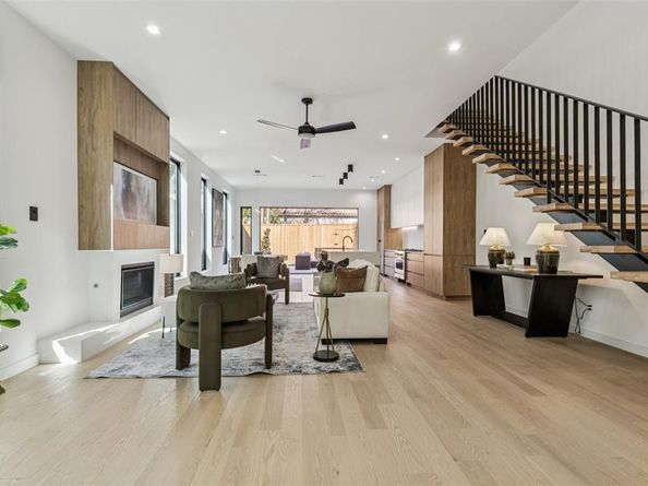 5635  Matalee Avenue , Dallas Texas 75206