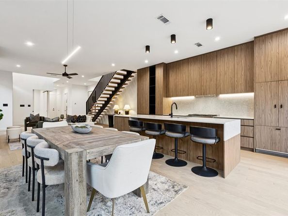 5635  Matalee Avenue , Dallas Texas 75206