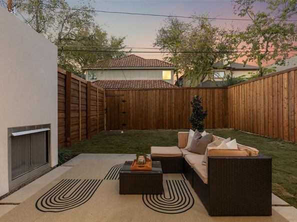 5635  Matalee Avenue , Dallas Texas 75206