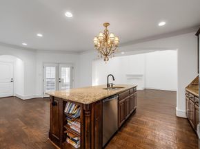 6111  Palo Pinto Avenue , Dallas Texas 75214