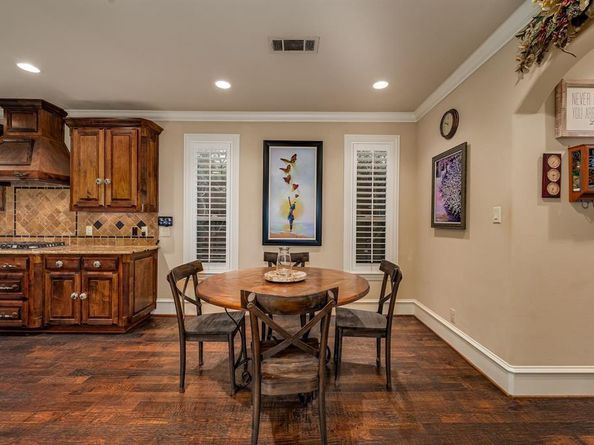 6111  Palo Pinto Avenue , Dallas Texas 75214