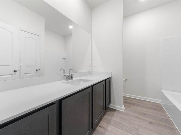 10137  Throttle Lane , Fort Worth Texas 76131