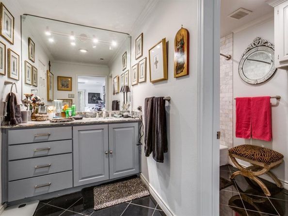 6959  Helsem Way  139, Dallas Texas 75230