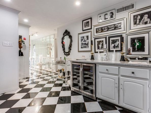 6959  Helsem Way  139, Dallas Texas 75230