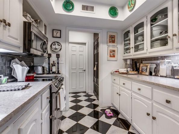 6959  Helsem Way  139, Dallas Texas 75230