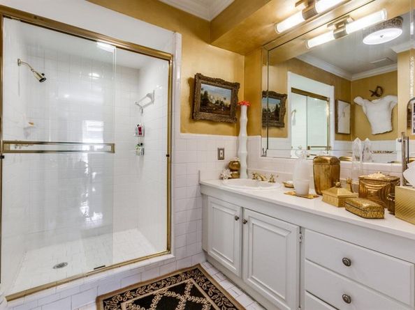 6959  Helsem Way  139, Dallas Texas 75230