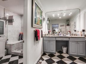 6959  Helsem Way  139, Dallas Texas 75230