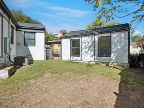 2717  El Tivoli Drive , Dallas Texas 75211