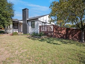 2717  El Tivoli Drive , Dallas Texas 75211