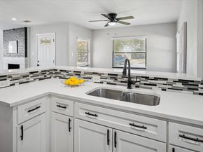 2717  El Tivoli Drive , Dallas Texas 75211