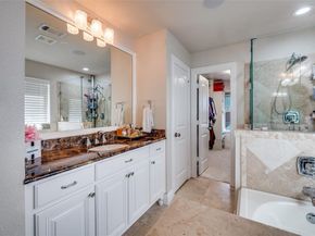 7717  Frio River Road , Arlington Texas 76001