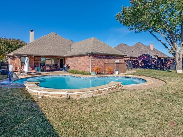 7717  Frio River Road , Arlington Texas 76001