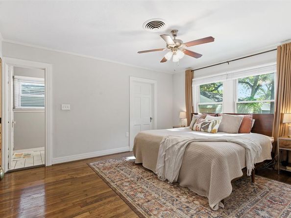 2322  Carnation Avenue , Fort Worth Texas 76111