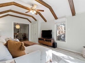 2322  Carnation Avenue , Fort Worth Texas 76111