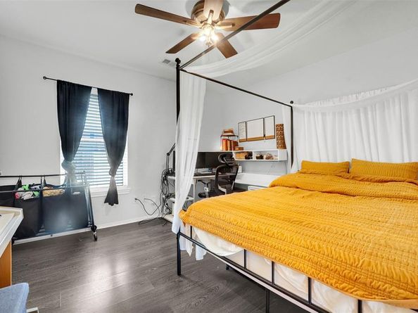 700  White Fields Way , Arlington Texas 76002