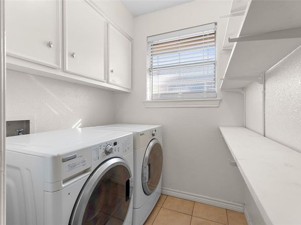 6907  Pickrell Drive , Dallas Texas 75227