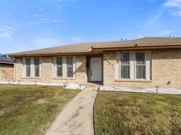 6907  Pickrell Drive , Dallas Texas 75227