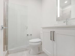 1771  McCoy Street  305, Dallas Texas 75204