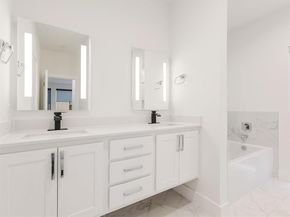 1771  McCoy Street  305, Dallas Texas 75204