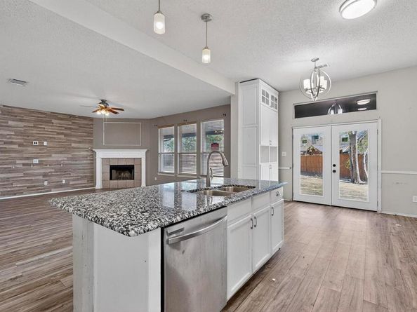 2318  Hillgrove Court , Mansfield Texas 76063