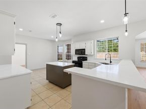 2705  Redstone Drive , Arlington Texas 76001